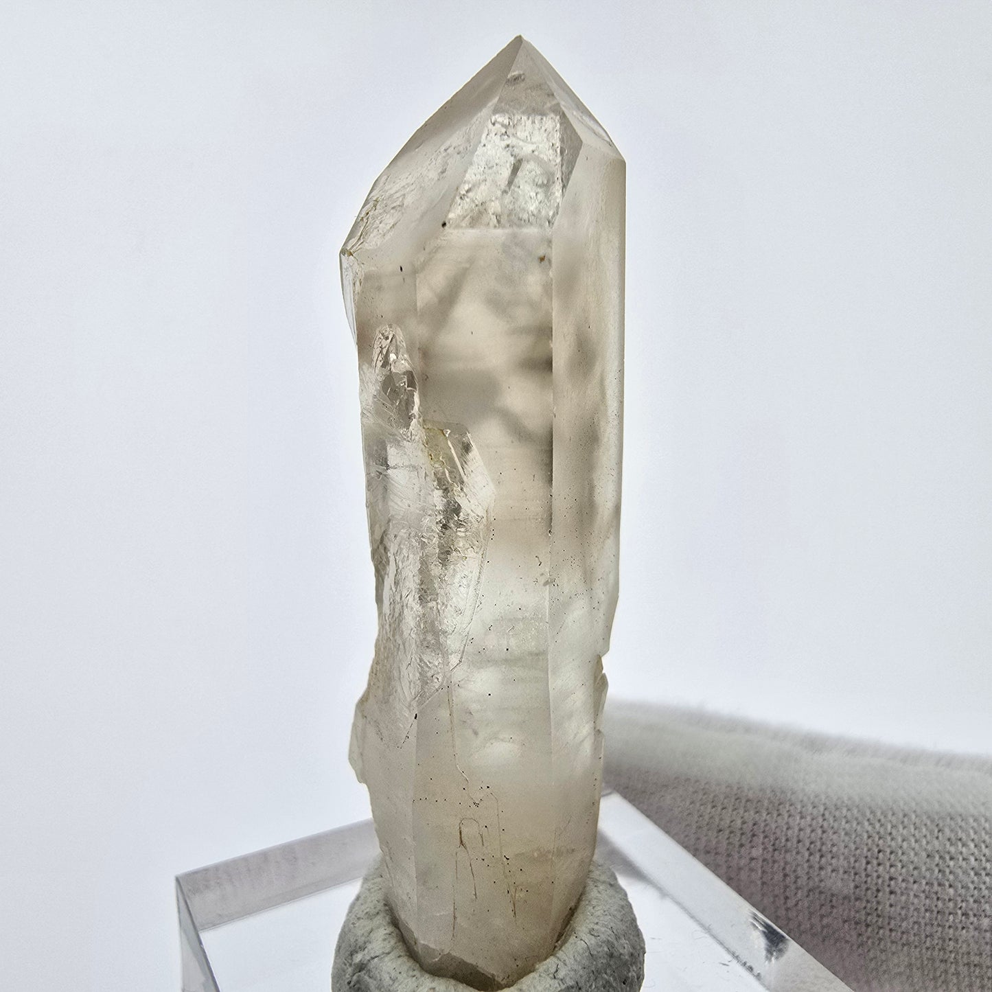 Enhydro Phantom Smoky Quartz Sceptre Tip 1x Bubble Goboboseb, Namibie 48*16*13mm 