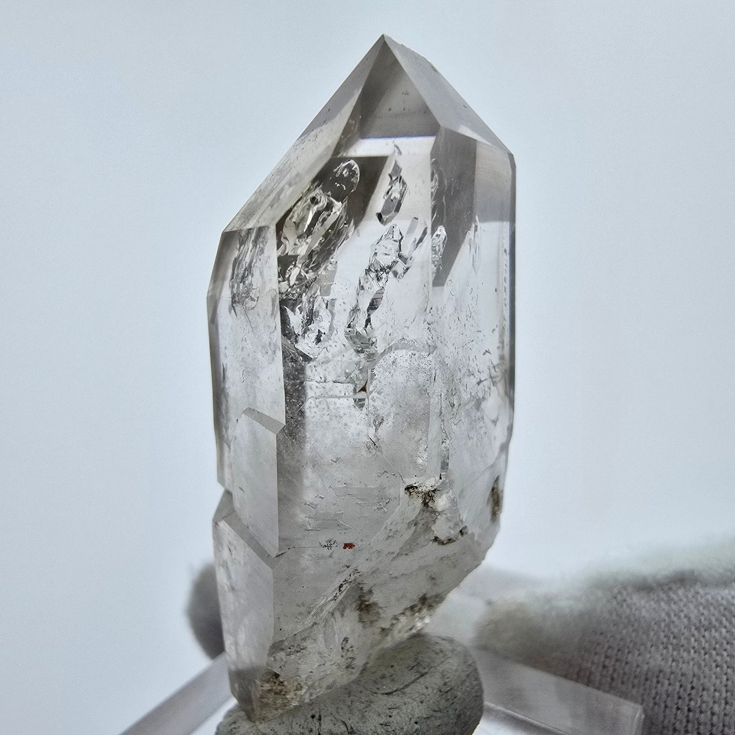 Enhydro Phantom Rauchquarz Zepter Spitze 2x Blase Goboboseb, Namibia 43*21*15mm