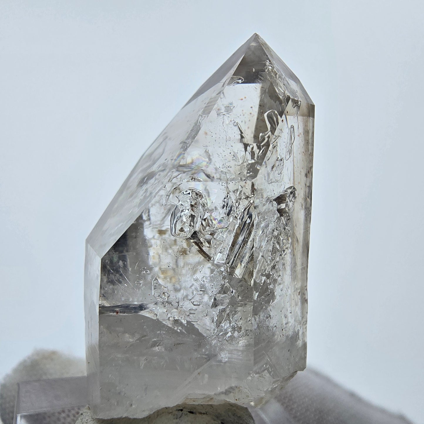 Enhydro Phantom Smoky Quartz Sceptre Tip 1x Bubble Goboboseb, Namibie 40*22*19mm 