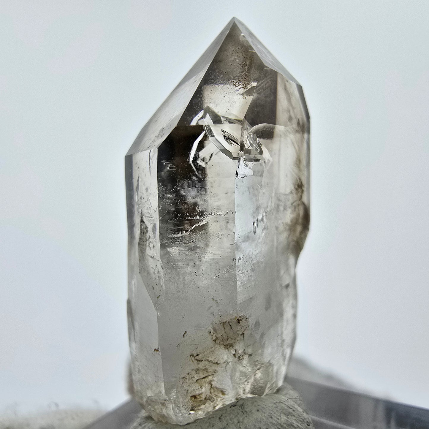 Enhydro Phantom Rauchquarz Zepter Spitze 2x Blase Goboboseb, Namibia 35*18*10mm