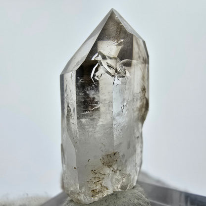 Enhydro Phantom Rauchquarz Zepter Spitze 2x Blase Goboboseb, Namibia 35*18*10mm