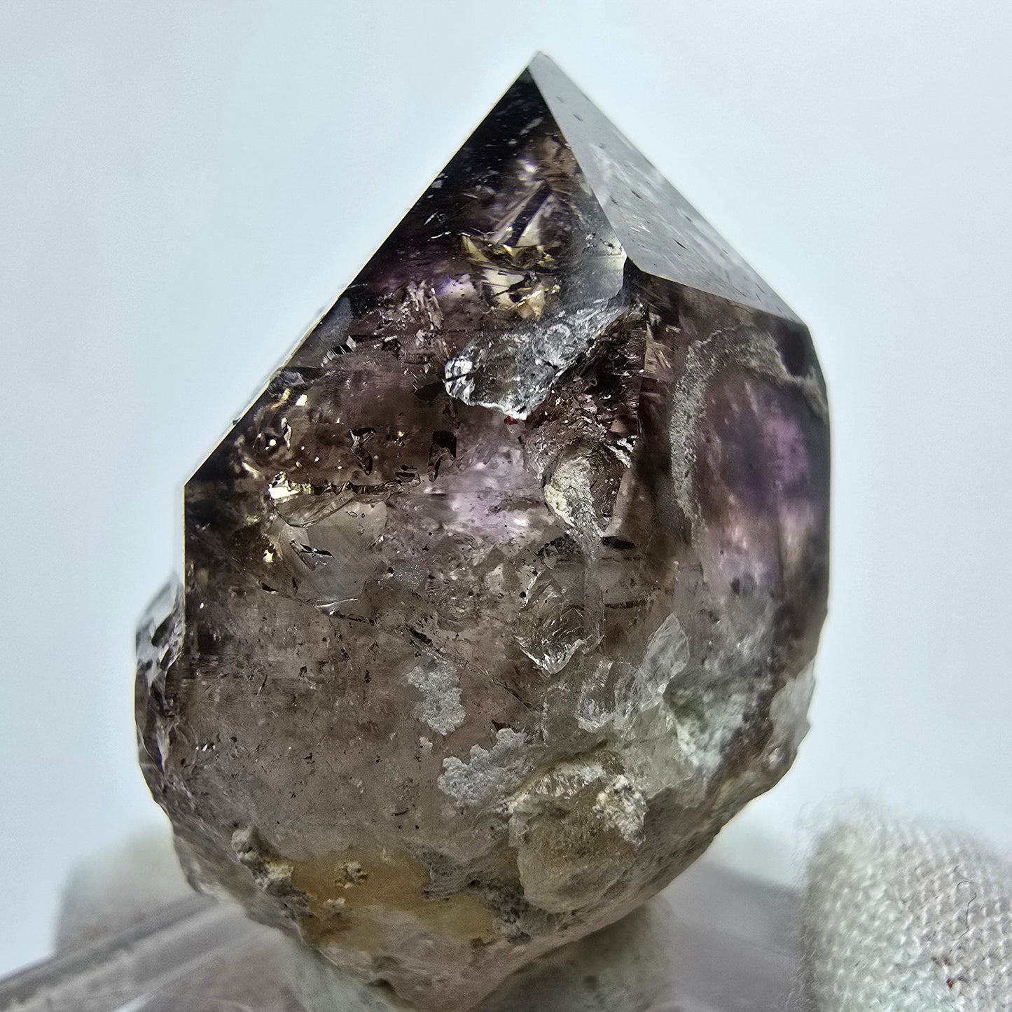 Phantom Amethyst Zepter Kristall Goboboseb Namibia 37*31*23mm Mineraliensammlung