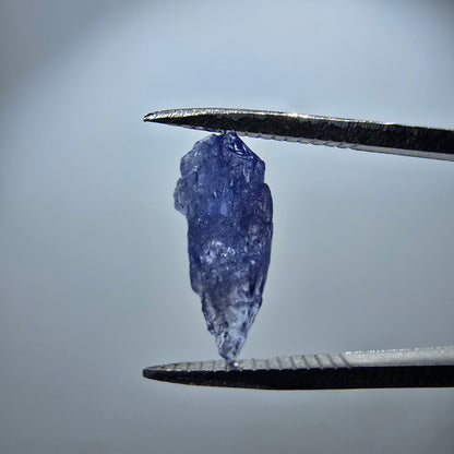 Cristal brut de tanzanite rare, bleu Tanzanie 14*5*4mm 