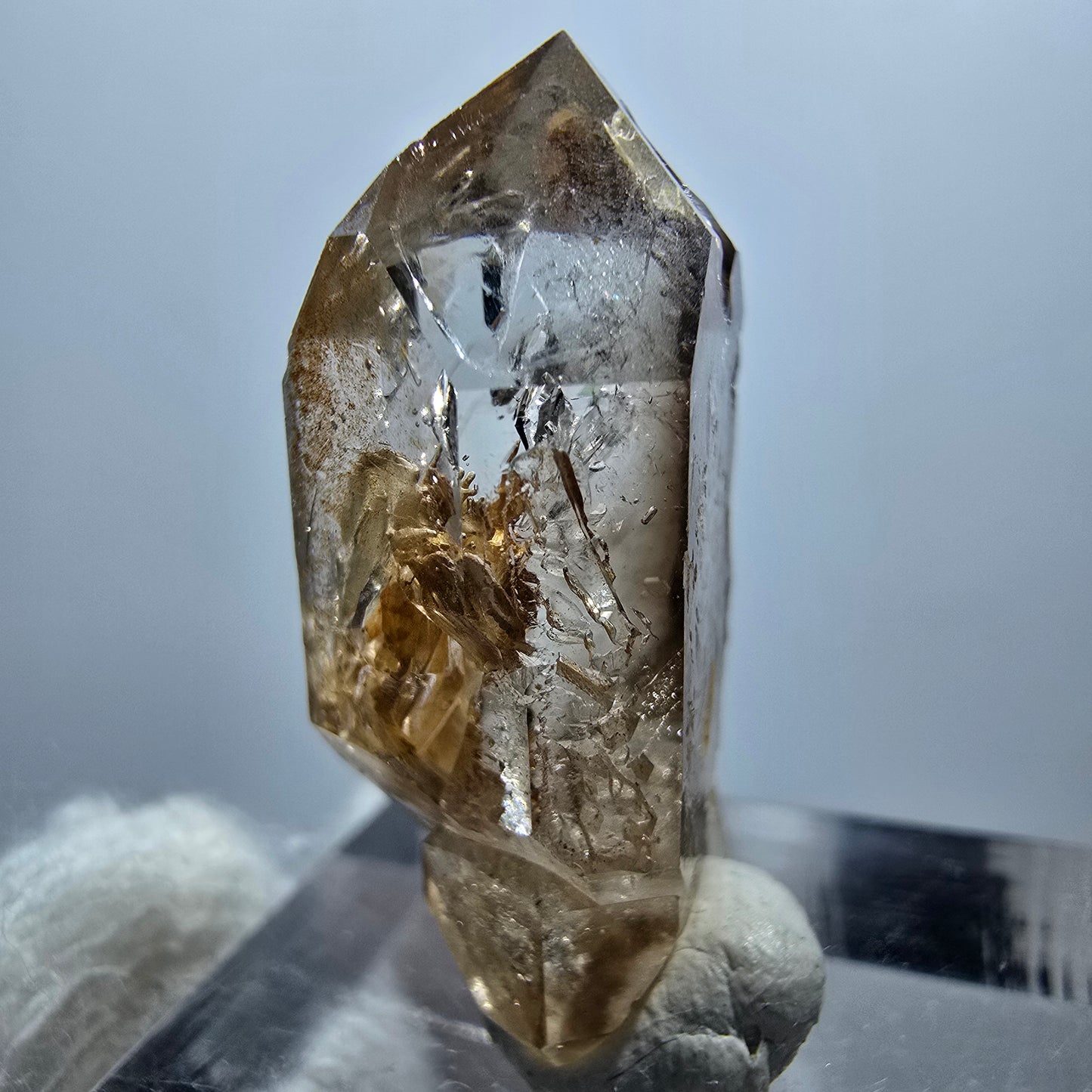 Sceptre Enhydro Phantom Smoky Quartz DT, 1x Bubble Goboboseb, Namibie 28*14*10mm 