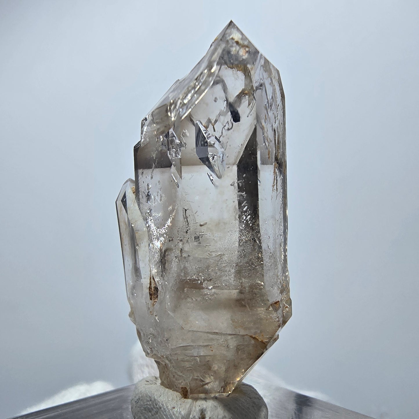 Quartz fumé fantôme transparent DT Scepter Point Goboboseb, Namibie 39 x 16 x 13 mm 