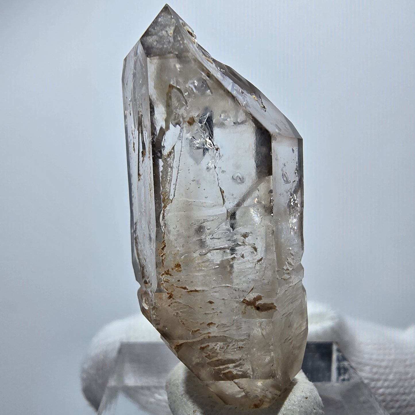 Quartz fumé fantôme transparent DT Scepter Point Goboboseb, Namibie 39 x 16 x 13 mm 
