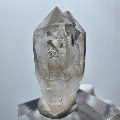 Amas de quartz fumé fantôme transparent, Goboboseb, Namibie, 34 x 26 x 17 mm 