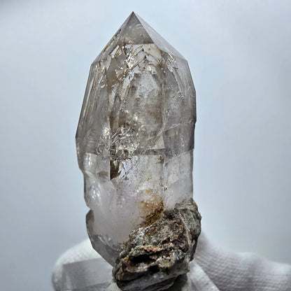 Amas de quartz fumé fantôme transparent, Goboboseb, Namibie, 49 x 31 x 21 mm 