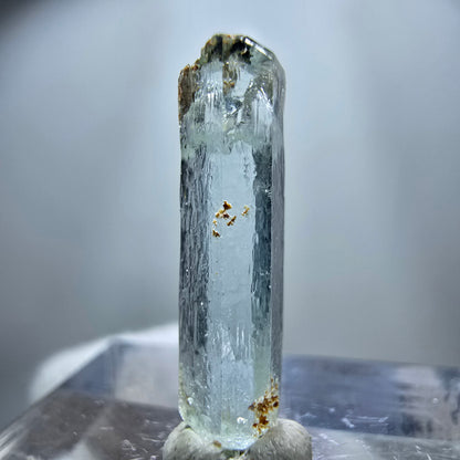 Cristal d'aigue-marine transparent X, bleu Erongo, Namibie 21*6*4mm 