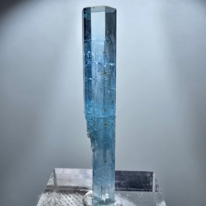 Klarer Aquamarin X DT Kristall, blau Erongo, Namibia 40*6*6mm