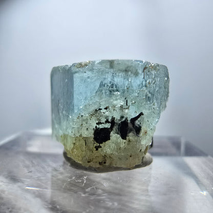 Seltener Aquamarin X mit Schörl Turmalin Erongo, Namibia 13*11*10mm