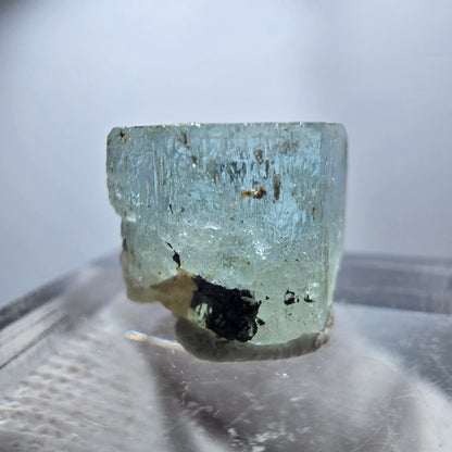Seltener Aquamarin X mit Schörl Turmalin Erongo, Namibia 13*11*10mm
