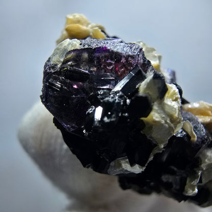 Bunte Phantom Fluorit Würfel Muskovit Schörl Turmalin Erongo, Namibia 39*26*21mm