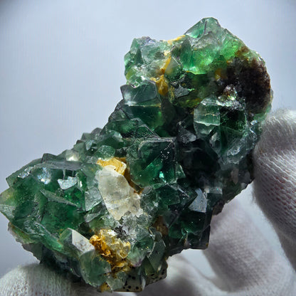 Phantom fluorite zonal, muscovite stage Erongo, Namibia 72*50*40mm 