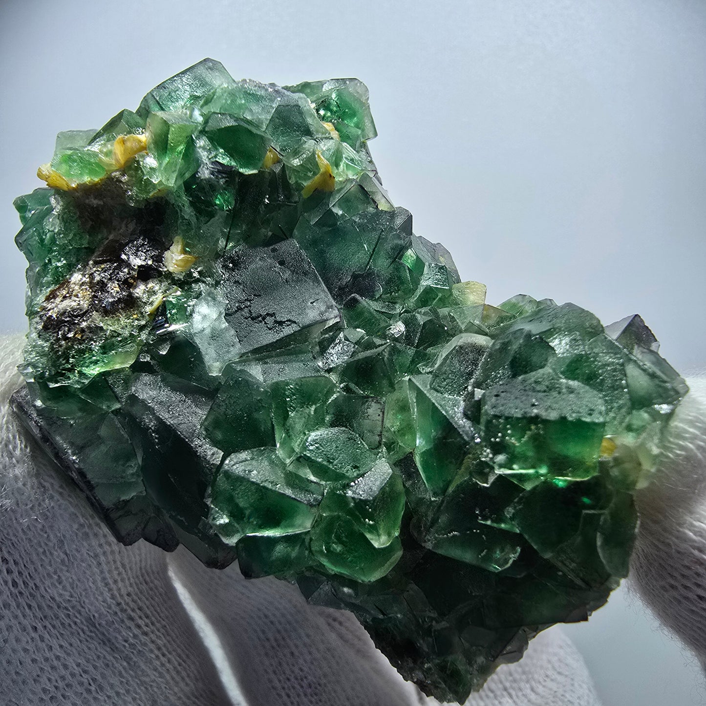 Phantom fluorite zonal, muscovite stage Erongo, Namibia 72*50*40mm 