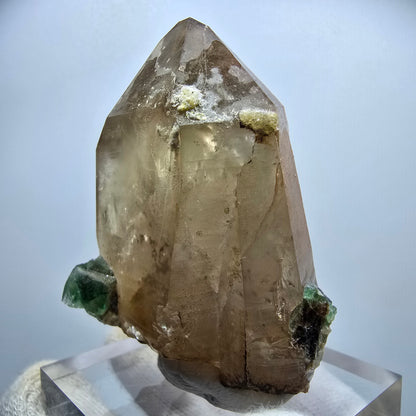 Cube de fluorite fantôme, quartz fumé et hyalite, spécimen d'Erongo, Namibie, 61 x 46 x 37 mm 