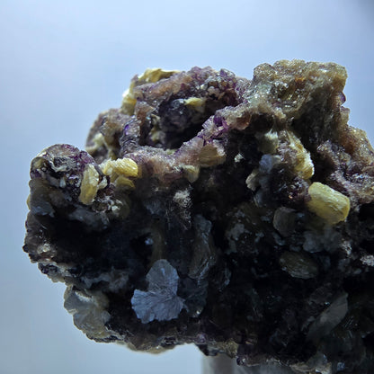 Rare spécimen de fluorite fantôme, muscovite, vert-violet, Erongo, Namibie, 82 x 56 x 49 mm 