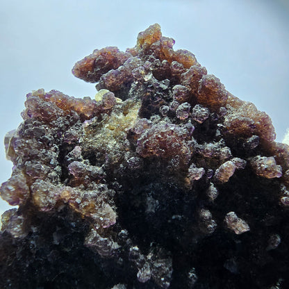 Spécimen rare de fluorite fantôme, hyalite et muscovite, Erongo, Namibie, 71 x 58 x 23 mm 