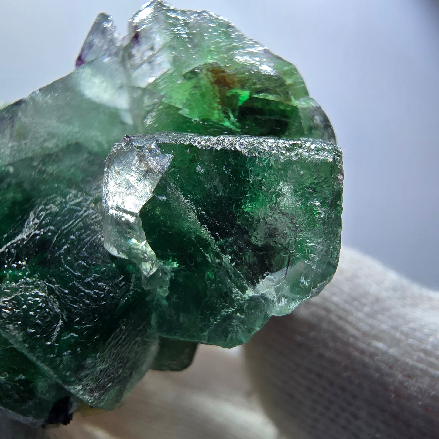 Fluorite fantôme, muscovite, hyalite, tourmaline Schörl, Erongo, Namibie, 49 x 38 x 30 mm 