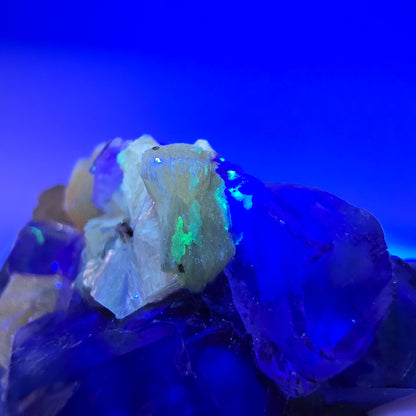 Cubes de fluorite fantôme transparente, muscovite et hyalite, spécimen d'Erongo, Namibie, 46 x 43 x 35 mm 