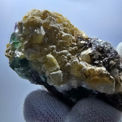 Cube de fluorite fantôme zonal, spécimen de muscovite, Erongo, Namibie, 60 x 33 x 33 mm 