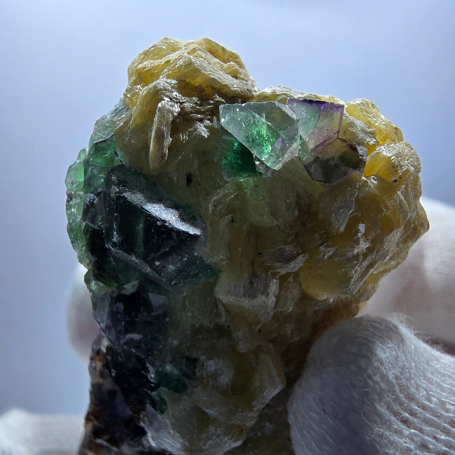 Cube de fluorite fantôme zonal, spécimen de muscovite, Erongo, Namibie, 60 x 33 x 33 mm 