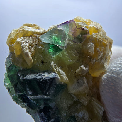 Cube de fluorite fantôme zonal, spécimen de muscovite, Erongo, Namibie, 60 x 33 x 33 mm 