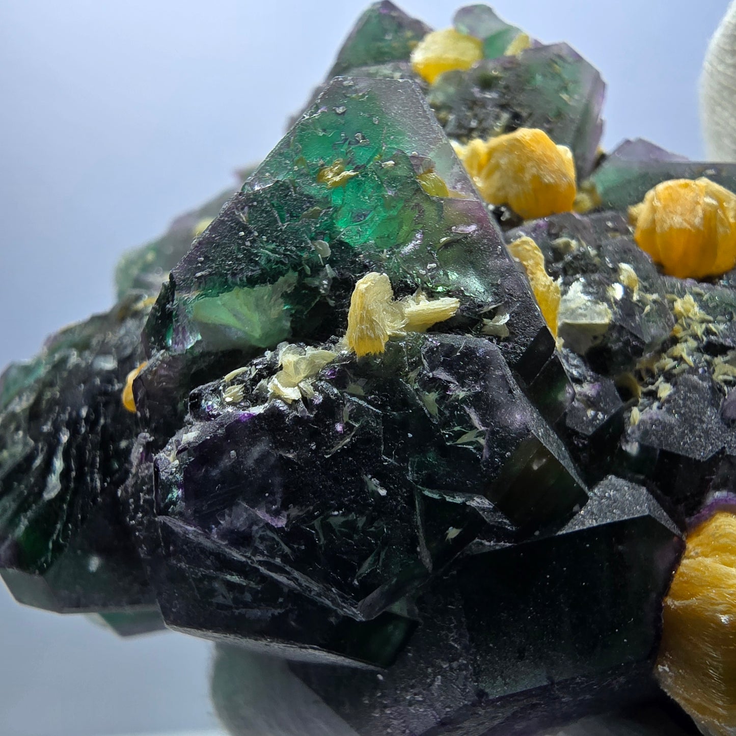Fluorite fantôme hexagonale, hyalite, tourmaline Schörl, muscovite Erongo, Namibie 93*73*42mm 