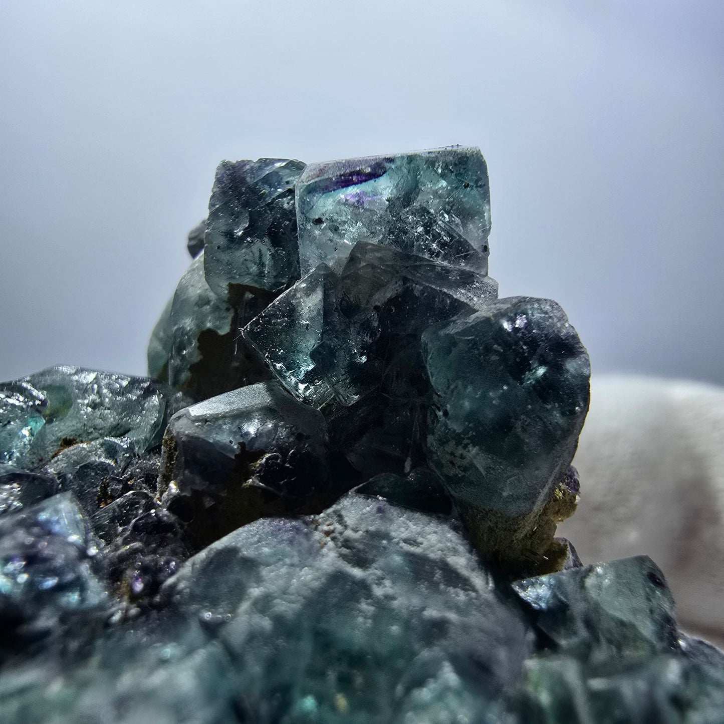 Cube de fluorite fantôme zonal, spécimen de tourmaline Schorl, Erongo, Namibie, 60 x 41 x 28 mm 