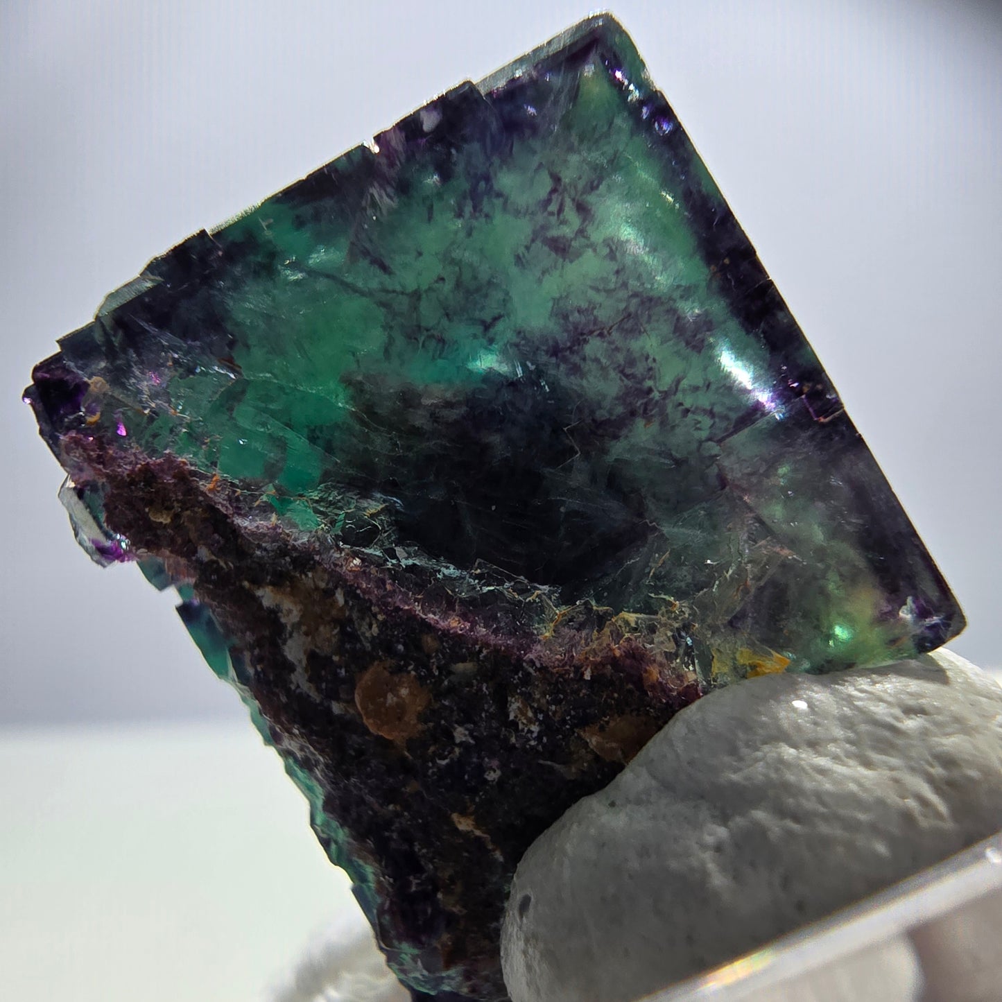 Cube de fluorite fantôme transparente, vert violet zonal, Okorusu, Namibie, 33 x 29 x 20 mm 