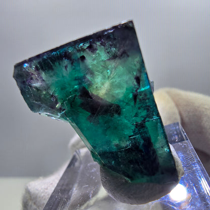 Rare cube de fluorite fantôme, vert violet zonal Okorusu, Namibie 30*24*18mm 