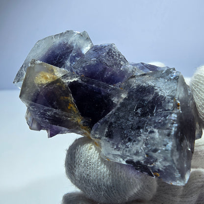 Spécimen de cube de fluorite fantôme, parqueté bleu violet Okorusu, Namibie 53*38*32mm 