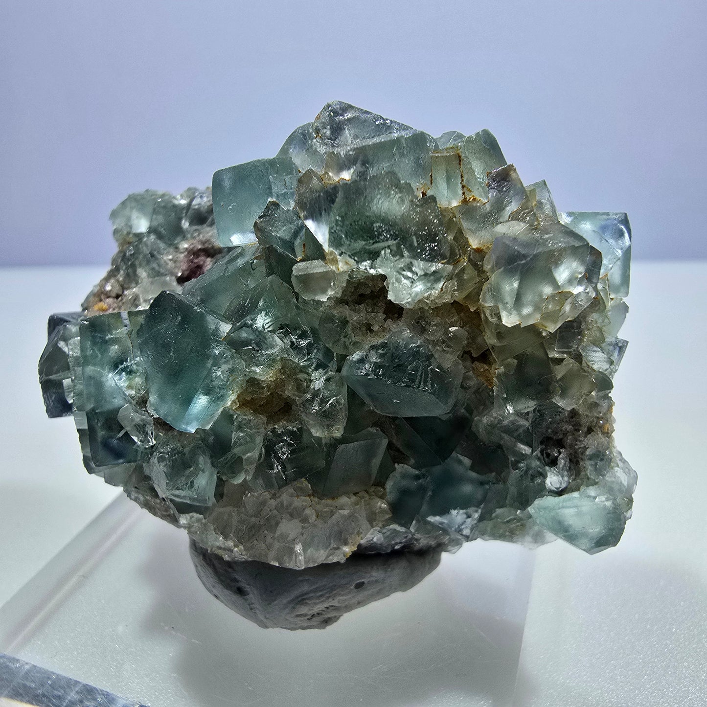 Klare Phantom Fluorit Würfel, Quarz Stufe Okorusu, Namibia 63*41*31mm