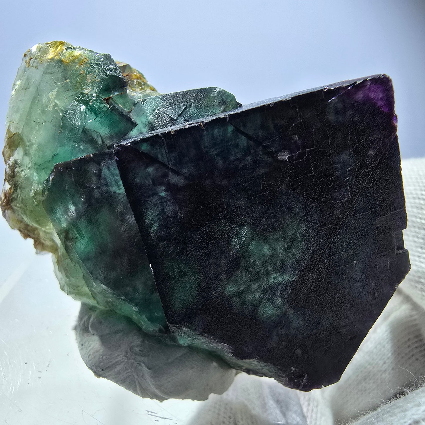 Spécimen de cube de fluorite fantôme, parqueté vert violet Okorusu, Namibie 59*45*25 mm 