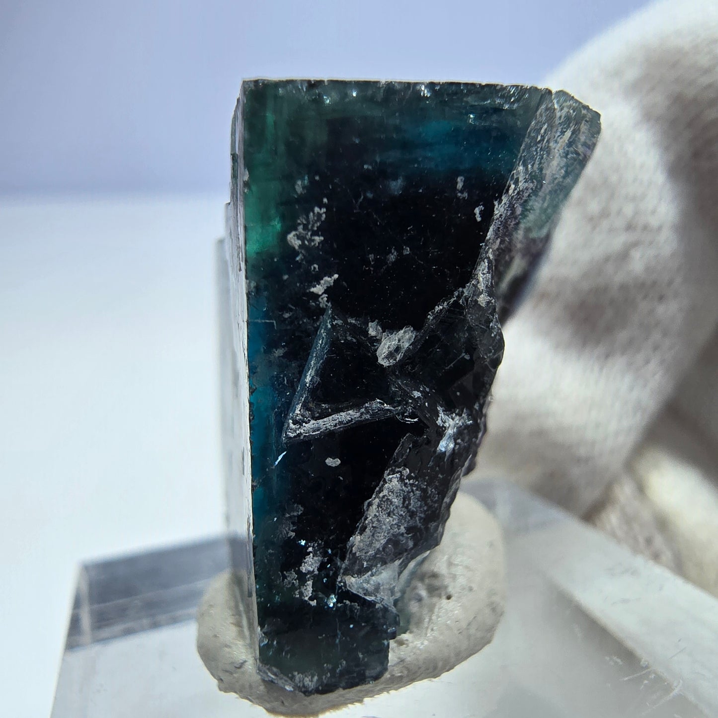 Phantom Fluorite Cube Specimen, Zonal - New Find! Okorusu, Namibia 28*18*18mm 