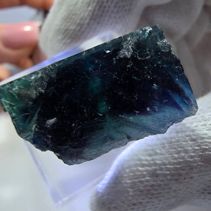 Cube de fluorite fantôme, zonal - Nouvelle découverte ! Okorusu, Namibie 30*27*13mm 