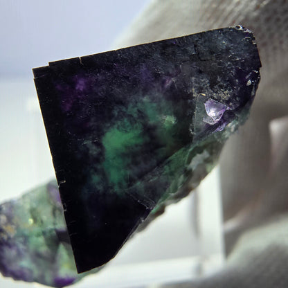 Spécimen rare de cube de fluorite fantôme, vert-violet zonal, Okorusu, Namibie, 37 x 23 x 15 mm 