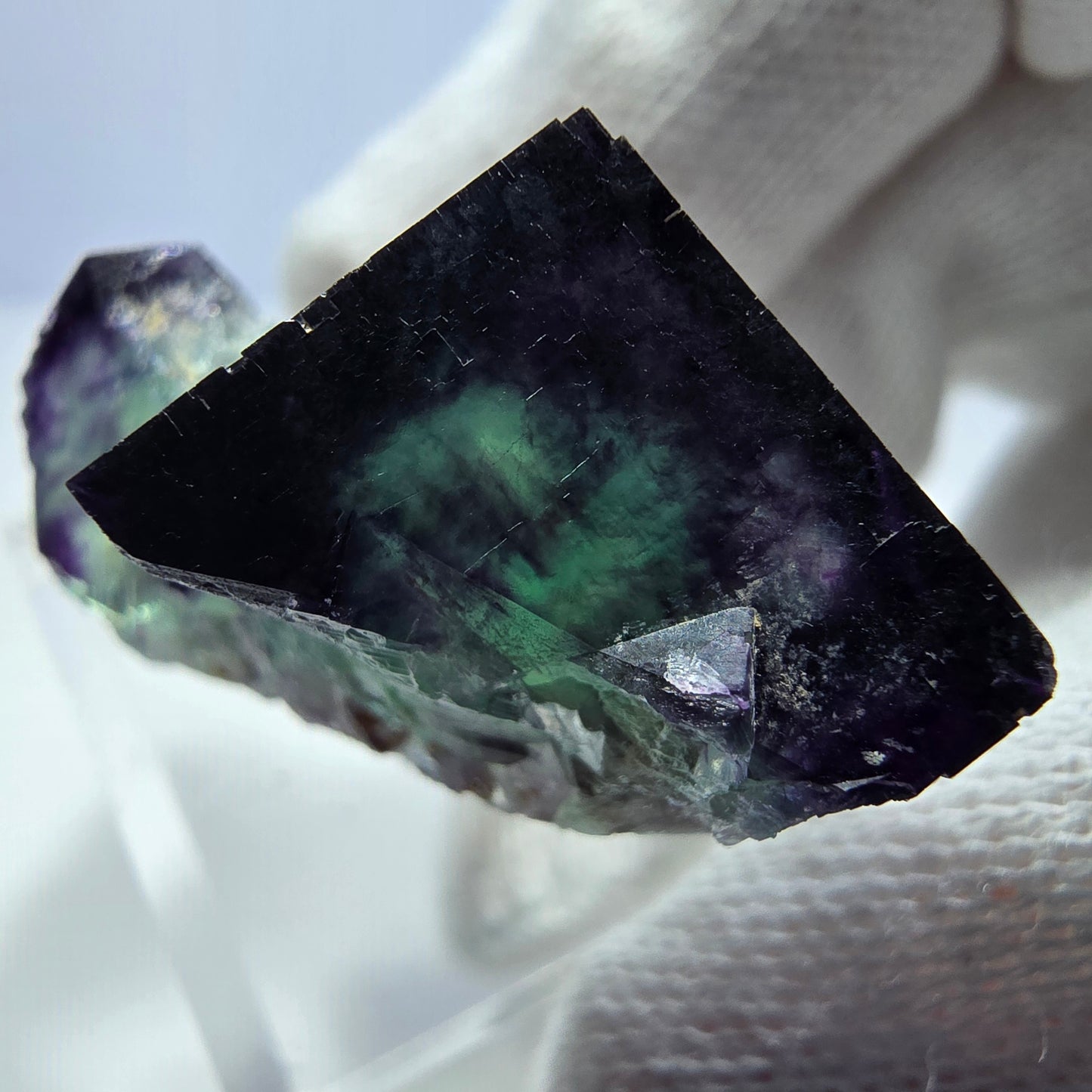 Spécimen rare de cube de fluorite fantôme, vert-violet zonal, Okorusu, Namibie, 37 x 23 x 15 mm 