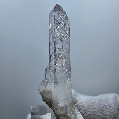 Quartz fumé lémurien Enhydro sur matrice Valentine Pocket Goboboseb Namibie 58 x 23 x 15 mm 