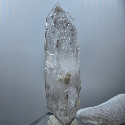 Sceptre DT en quartz fumé lémurien Enhydro, 1 gobob de poche Bubble Valentine. Namibie 89 x 33 x 21 mm 