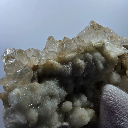 Spécimen rare de calcite UV, mine Valentine Pocket, Goboboseb, Namibie, 88 x 44 x 29 mm 