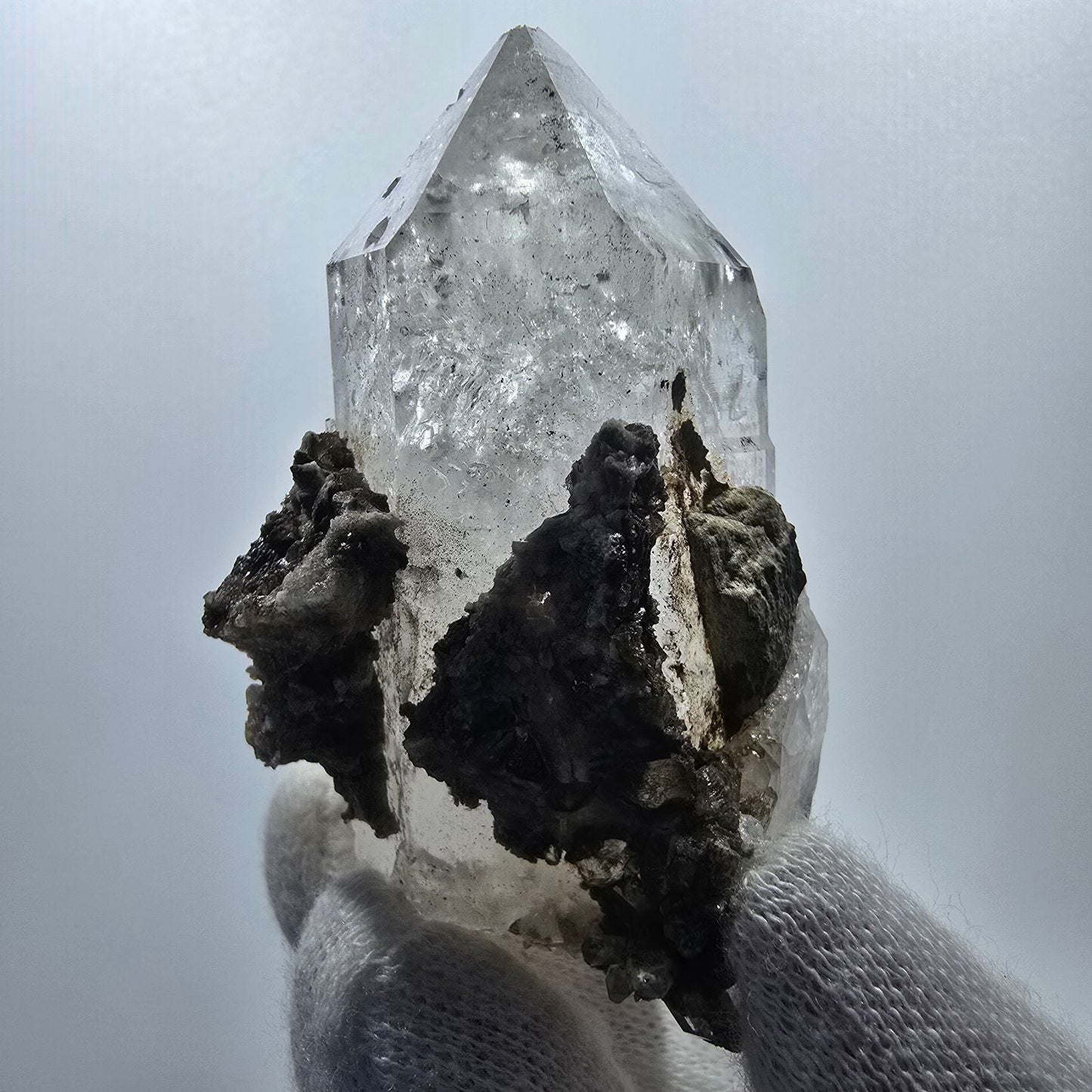 Goboboseb de poche Phantom Smoky Quartz UV Calcite Stage Valentine Namibie 65 x 42 x 37 mm 