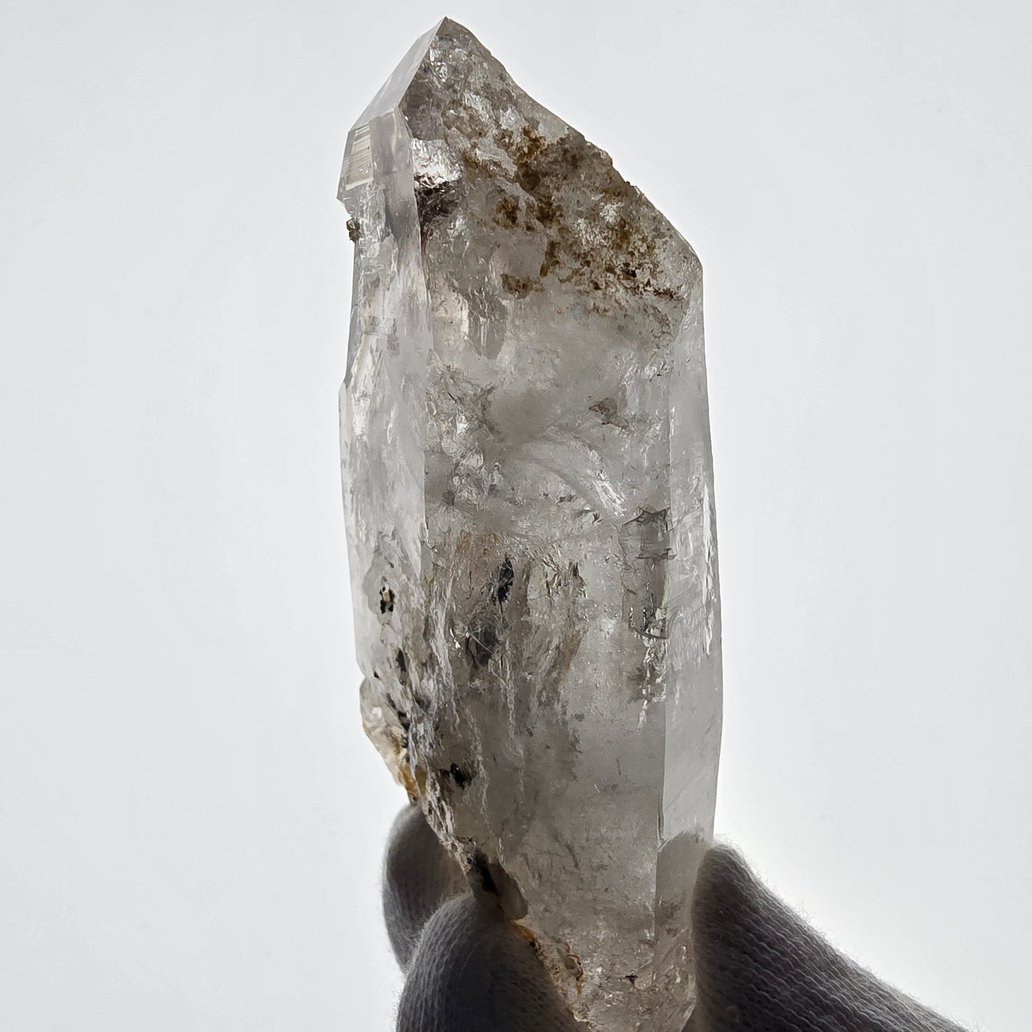 Quartz fumé squelette Enhydro, calcite UV, 1 gobo de poche Bubble Valentine. Namibie 98 x 49 x 26 mm 