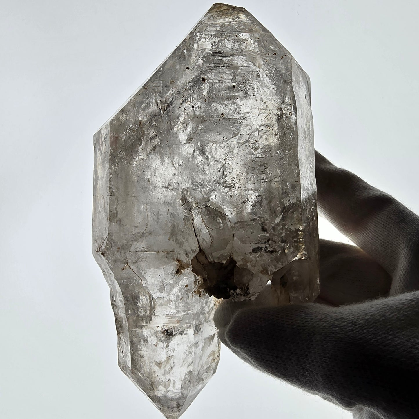Sceptre DT Enhydro Skeleton Smoky Quartz 3x Bubble (grand) Valentine Pocket Namibie 131*70*52mm 