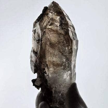 Sceptre en quartz fumé squelette Enhydro, calcite UV, 3 bulles, poche Saint-Valentin, Namibie, 149 x 71 x 52 mm 