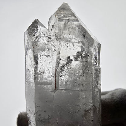 Quartz fumé squelette Enhydro DT, calcite UV, 2x Bubble Valentine Pocket, Namibie 105 x 38 x 32 mm 