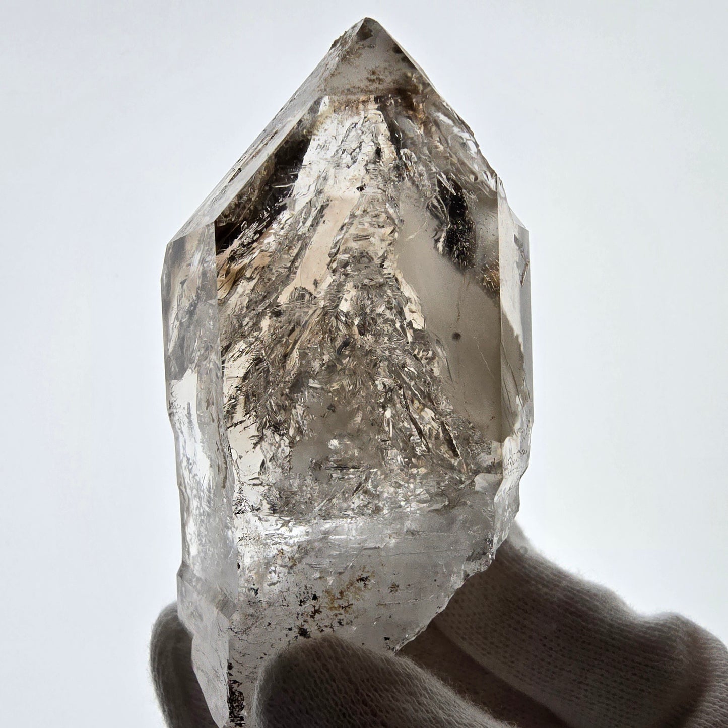 Sceptre fantôme squelette en quartz fumé DT, poche Saint-Valentin en calcite UV, Namibie 89 x 47 x 32 mm 