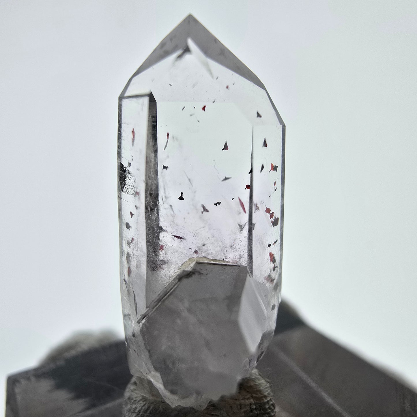 Mine d'améthyste Harlequin Phantom Point Streep, Goboboseb, Namibie, 29 x 15 x 10 mm 