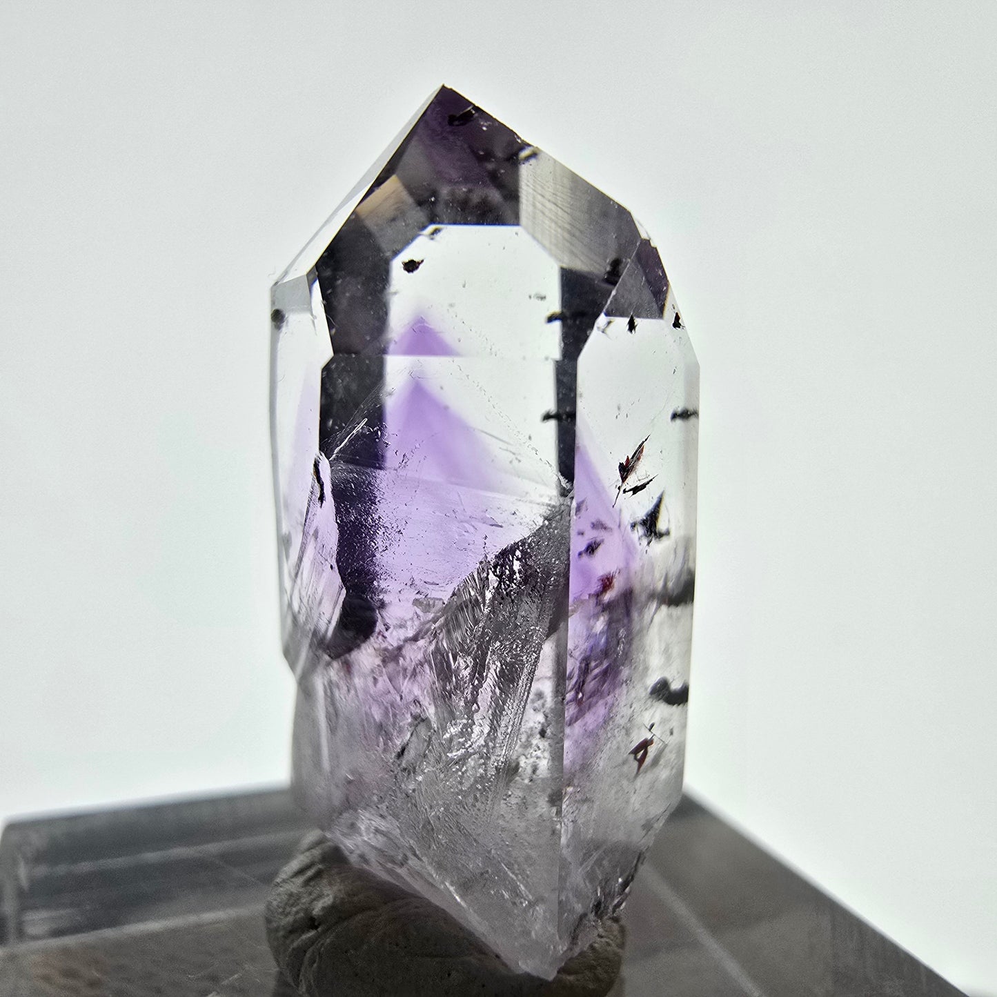 Améthyste fantôme Harlequin d'Enhydro, 1x Bubble Streep Mine, Namibie 26 x 15 x 11 mm 