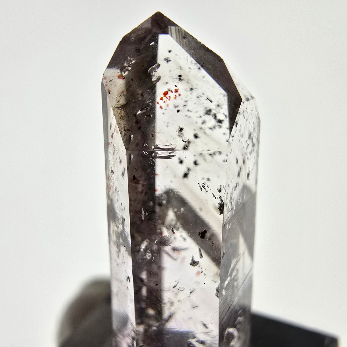 Spécimen d'améthyste fantôme Harlequin, Streep Mine, Goboboseb, Namibie, 35 x 15 x 12 mm 